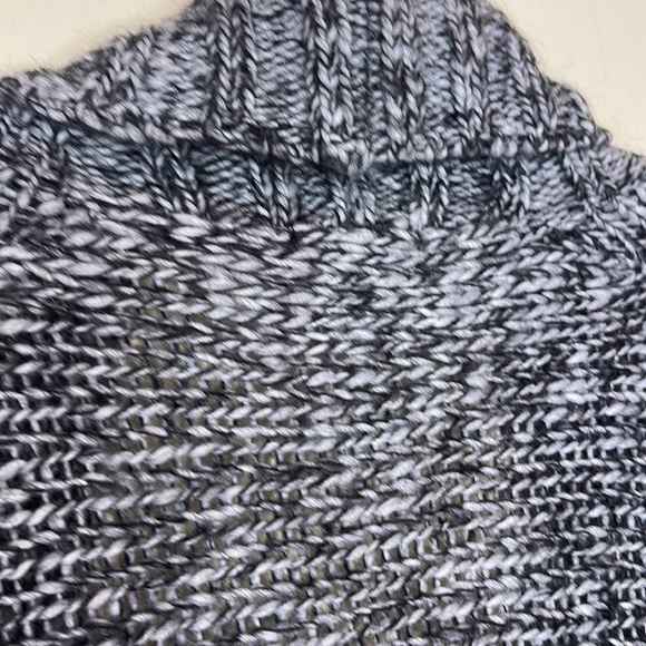 Iperico Alpaca Wool Blend Knit Sweater Shawl - Picture 11 of 12